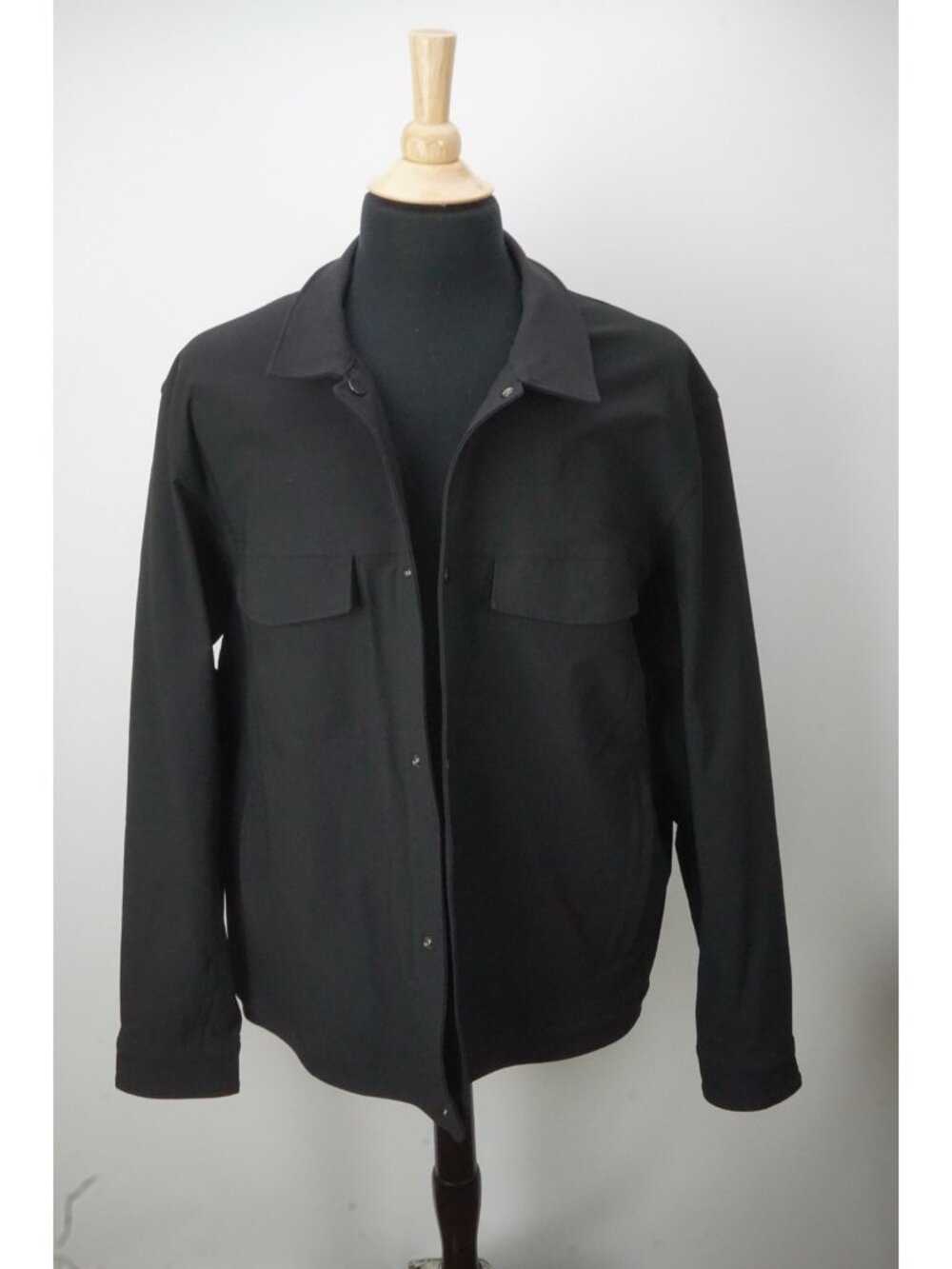 Lululemon Black Button Up Lightweight Trucker Jacket Sz XXL 2XL